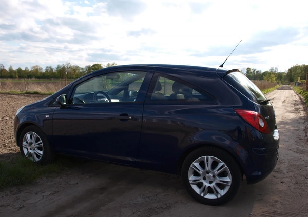 Opel Corsa cena 15900 przebieg: 167000, rok produkcji 2009 z Góra małe 781